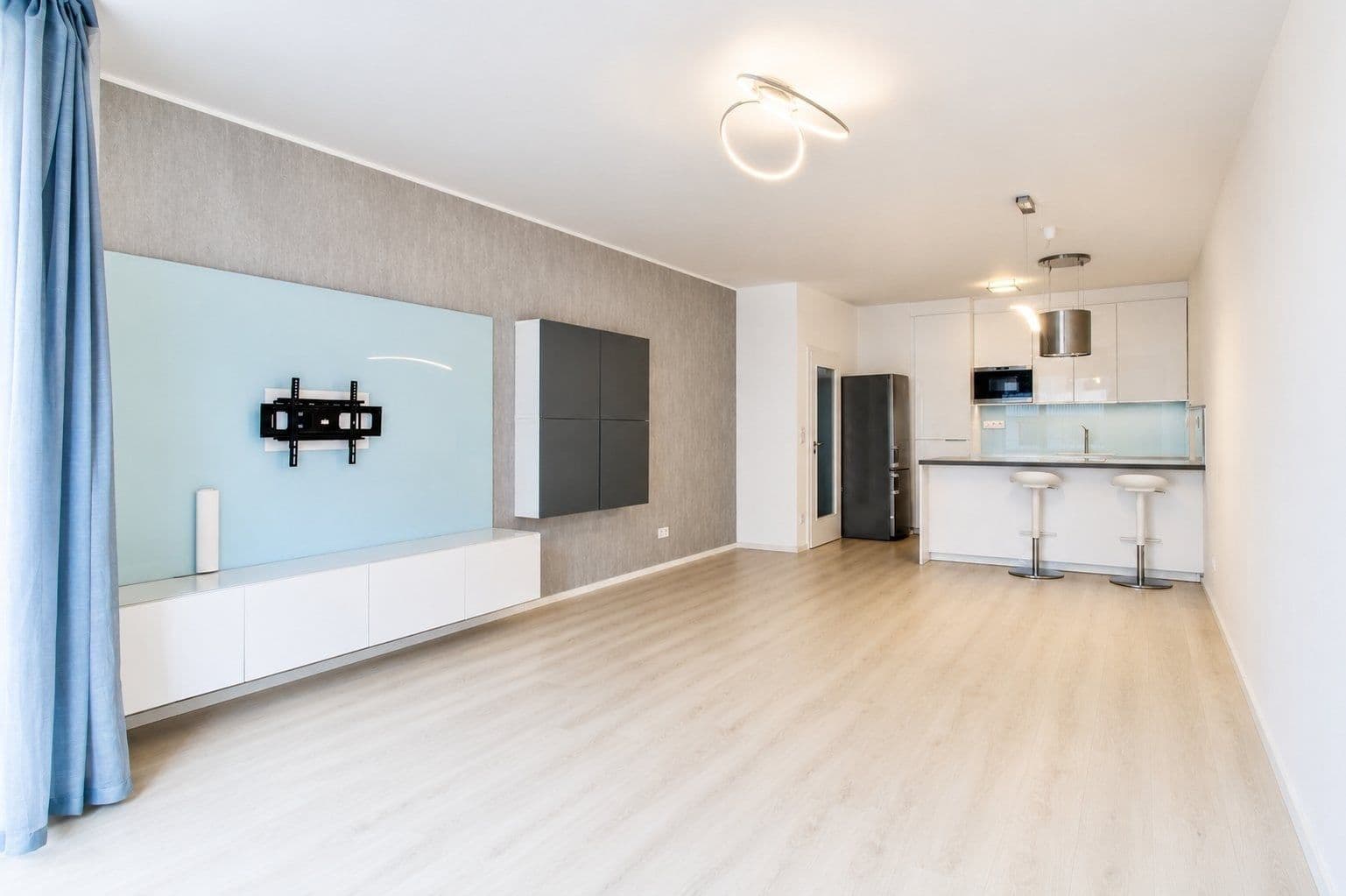 Pronájem bytu 3+kk 99 m², Zvěřinova, Praha, Praha Pronájem bytu 3+kk 99 m², Zvěřinova, Praha, Praha