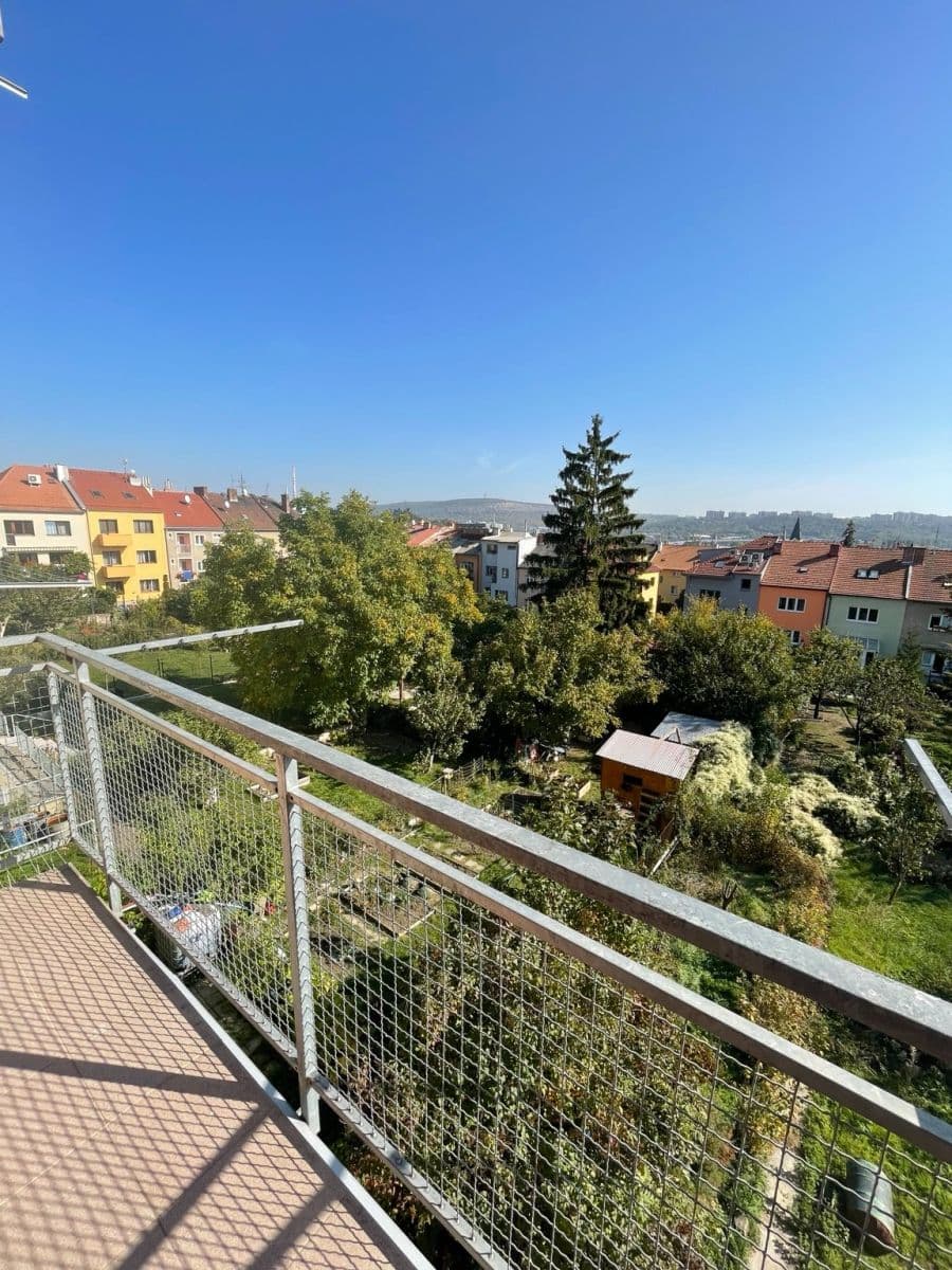 Pronájem bytu 1+1 40 m², Merhautova, Brno, Jihomoravský kraj Pronájem bytu 1+1 40 m², Merhautova, Brno, Jihomoravský kraj