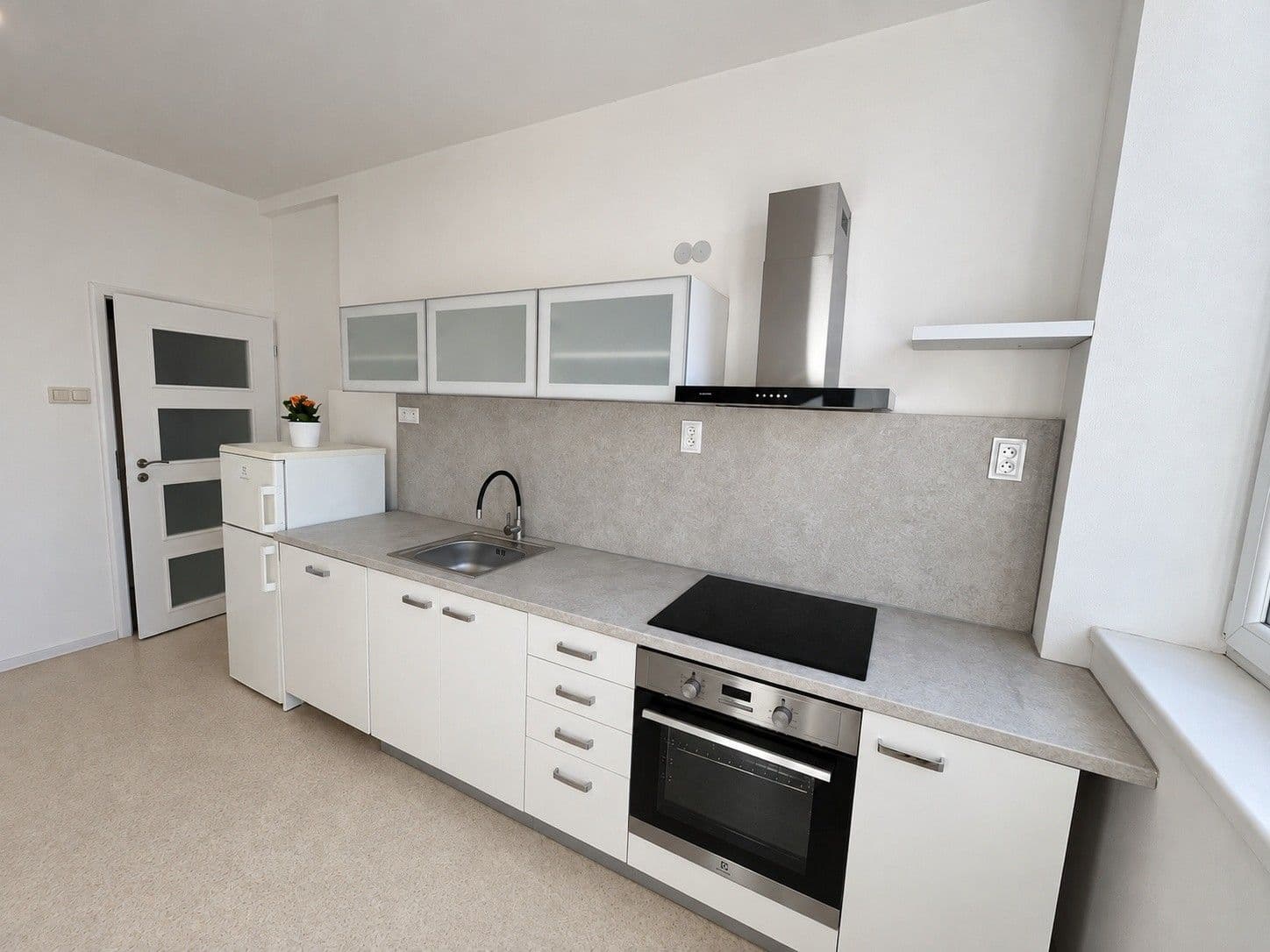 Pronájem bytu 1+1 40 m², Merhautova, Brno, Jihomoravský kraj Pronájem bytu 1+1 40 m², Merhautova, Brno, Jihomoravský kraj