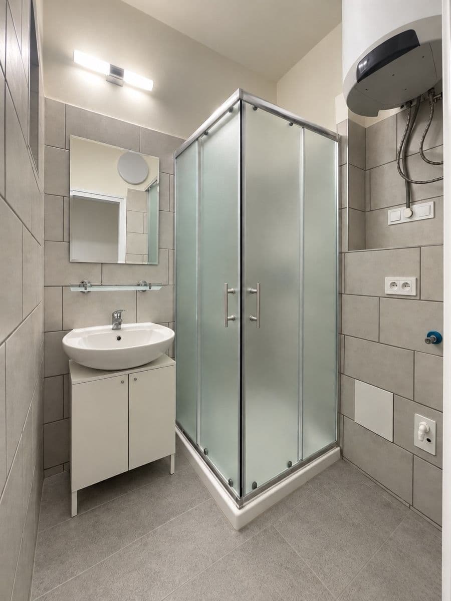 Pronájem bytu 1+1 40 m², Merhautova, Brno, Jihomoravský kraj Pronájem bytu 1+1 40 m², Merhautova, Brno, Jihomoravský kraj