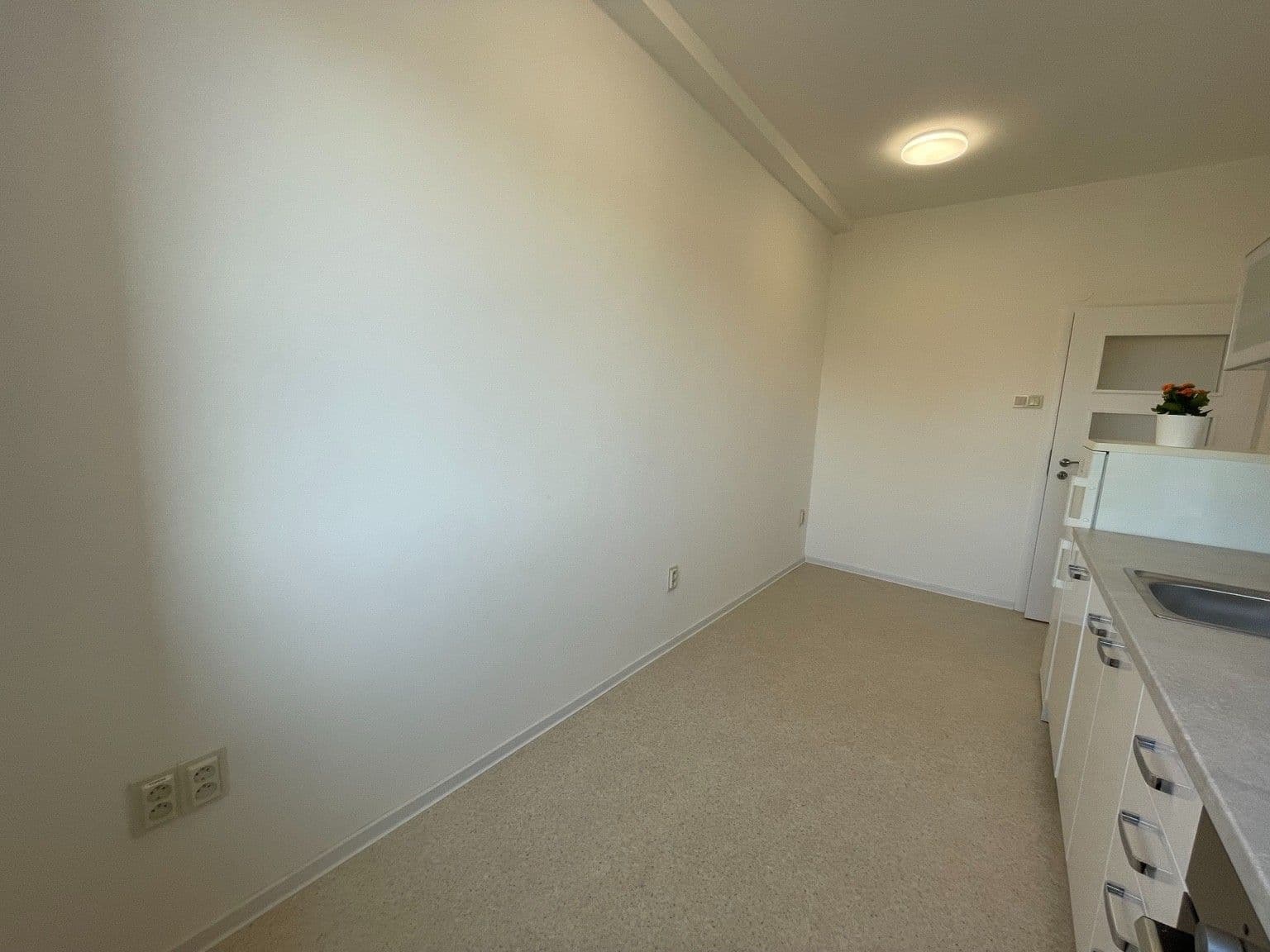 Pronájem bytu 1+1 40 m², Merhautova, Brno, Jihomoravský kraj Pronájem bytu 1+1 40 m², Merhautova, Brno, Jihomoravský kraj
