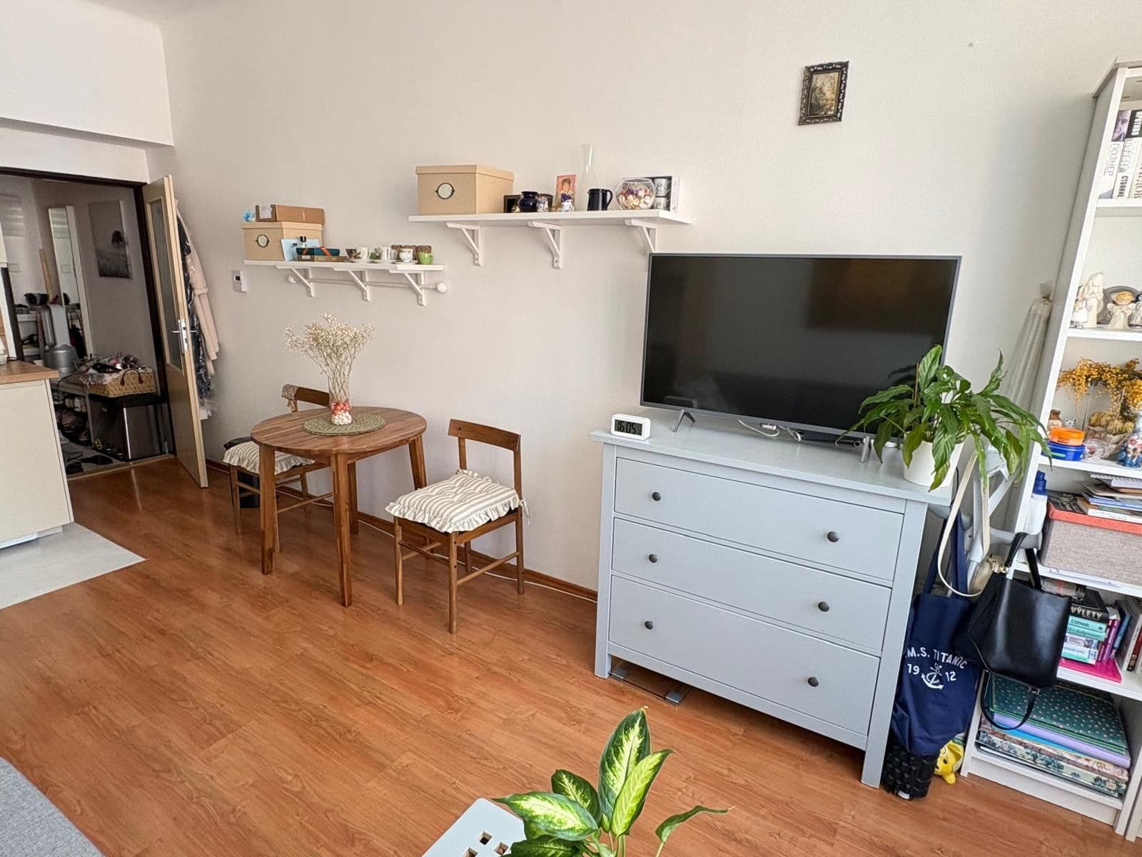 Pronájem bytu 1+kk 25 m², Poupětova, Praha, Praha Pronájem bytu 1+kk 25 m², Poupětova, Praha, Praha