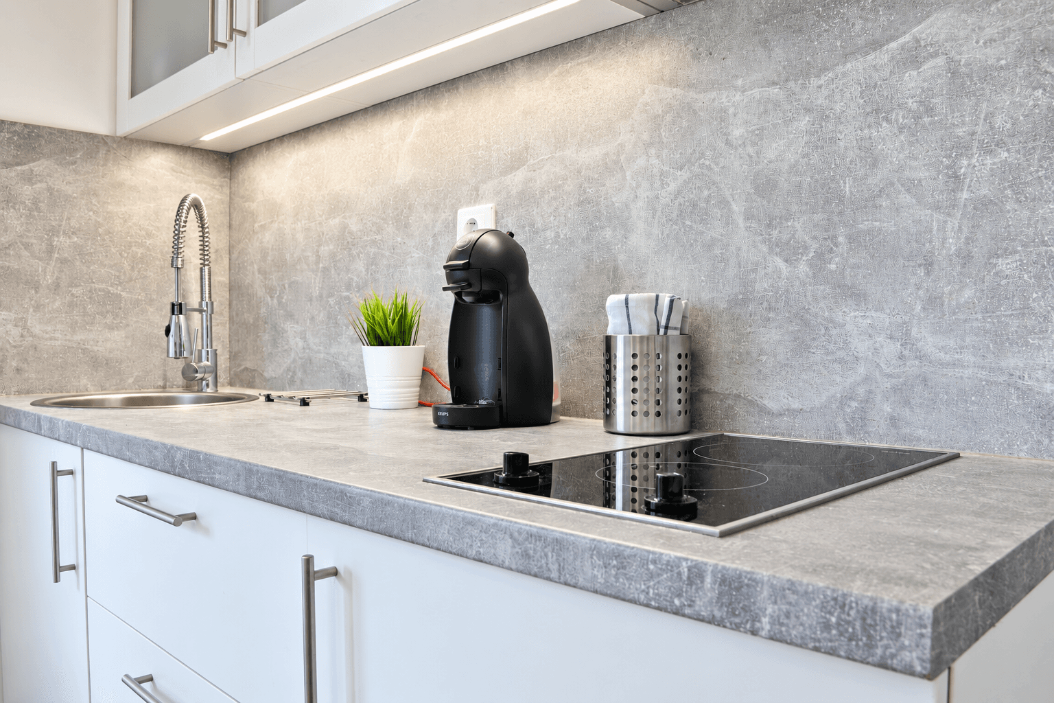 Pronájem bytu 1+kk 20 m², Hartigova, Praha, Praha Pronájem bytu 1+kk 20 m², Hartigova, Praha, Praha