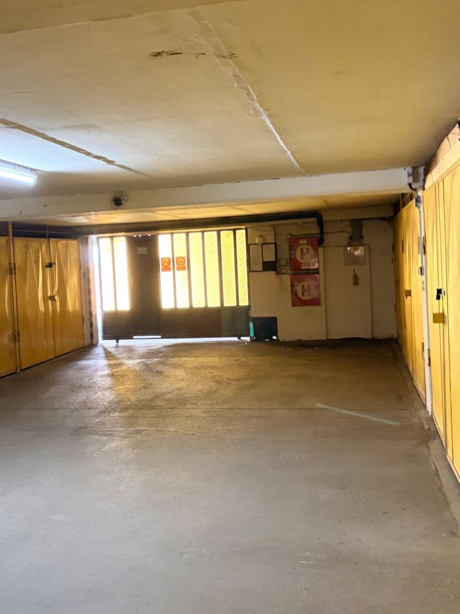 Pronájem garáže 17 m², Davídkova, Praha, Praha Pronájem garáže 17 m², Davídkova, Praha, Praha