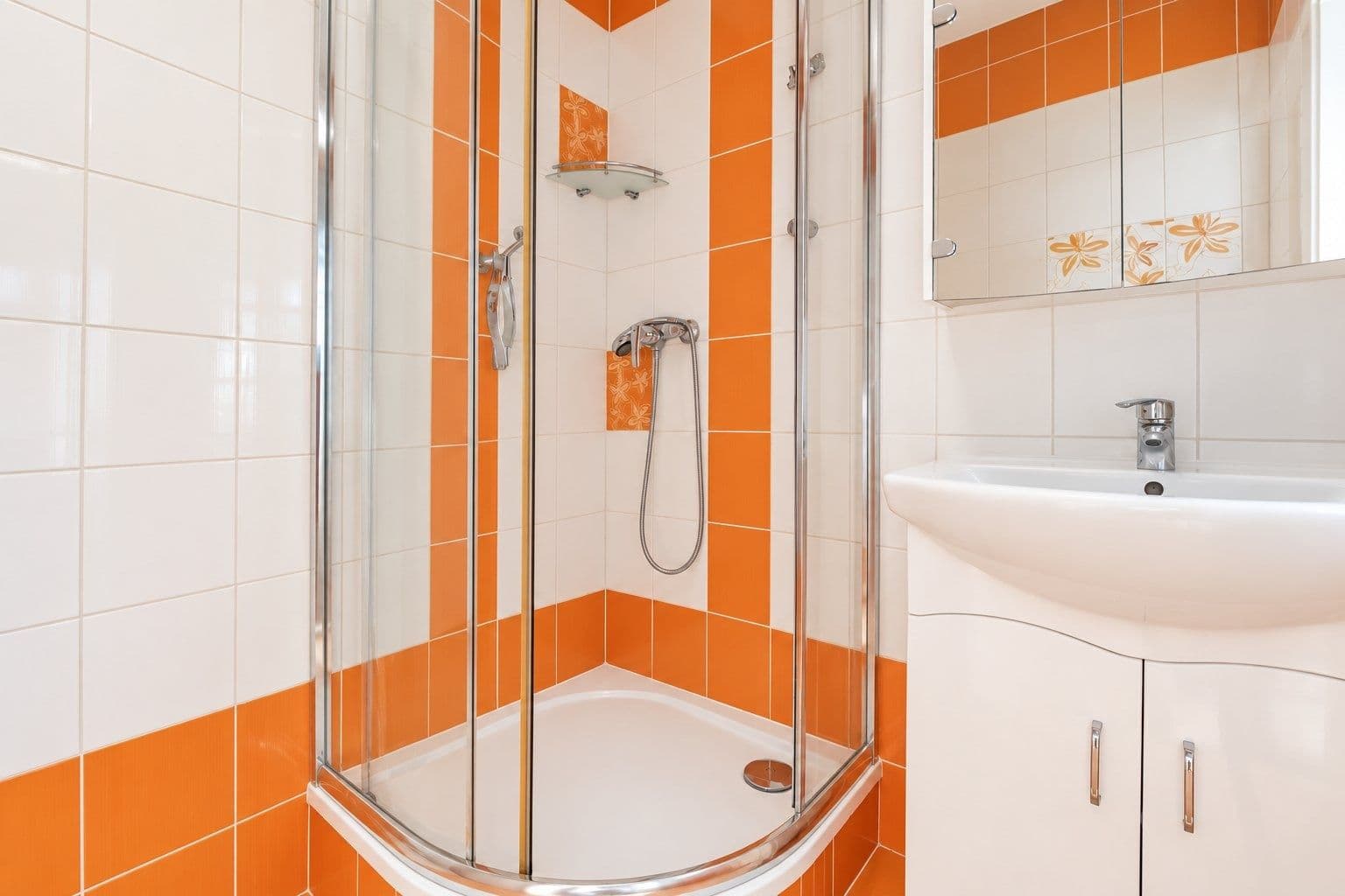 Pronájem bytu 4+1 77 m², Nedašovská, Praha, Praha Pronájem bytu 4+1 77 m², Nedašovská, Praha, Praha