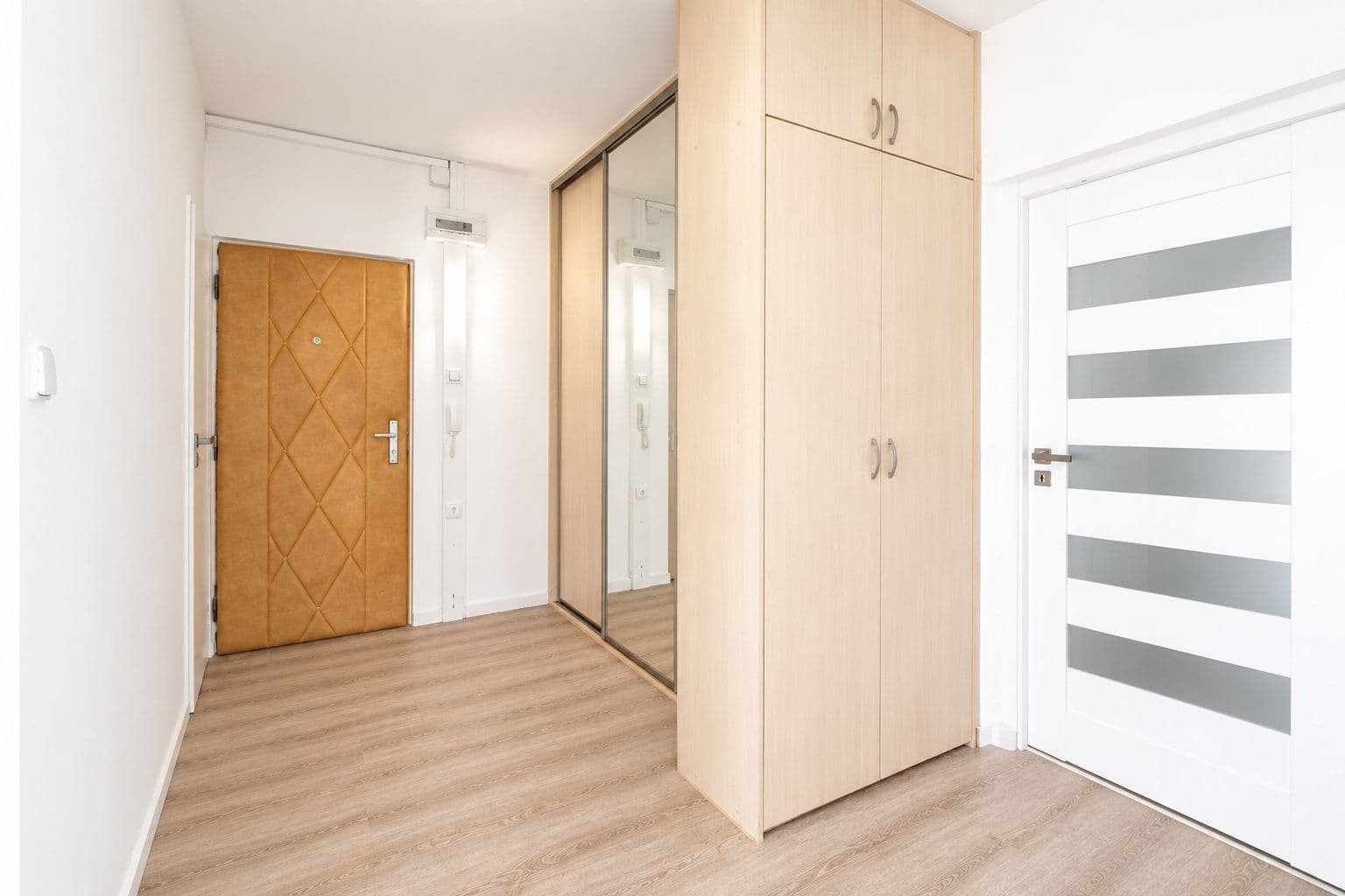 Pronájem bytu 4+1 77 m², Nedašovská, Praha, Praha Pronájem bytu 4+1 77 m², Nedašovská, Praha, Praha