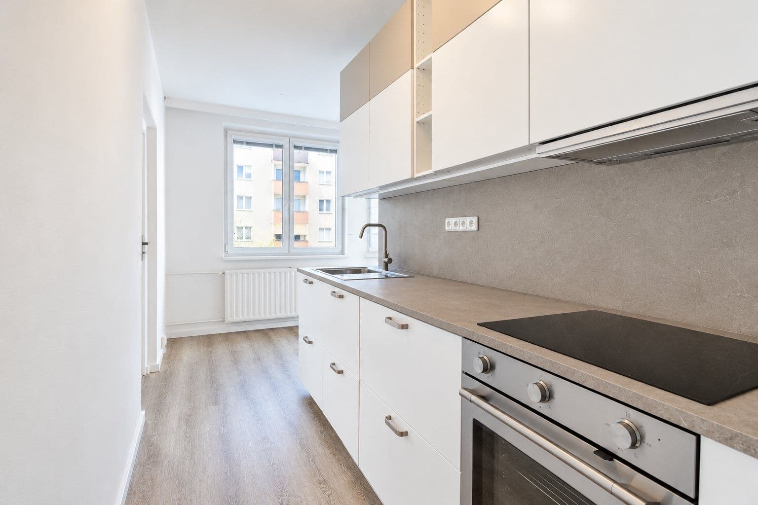 Pronájem bytu 4+1 77 m², Nedašovská, Praha, Praha Pronájem bytu 4+1 77 m², Nedašovská, Praha, Praha