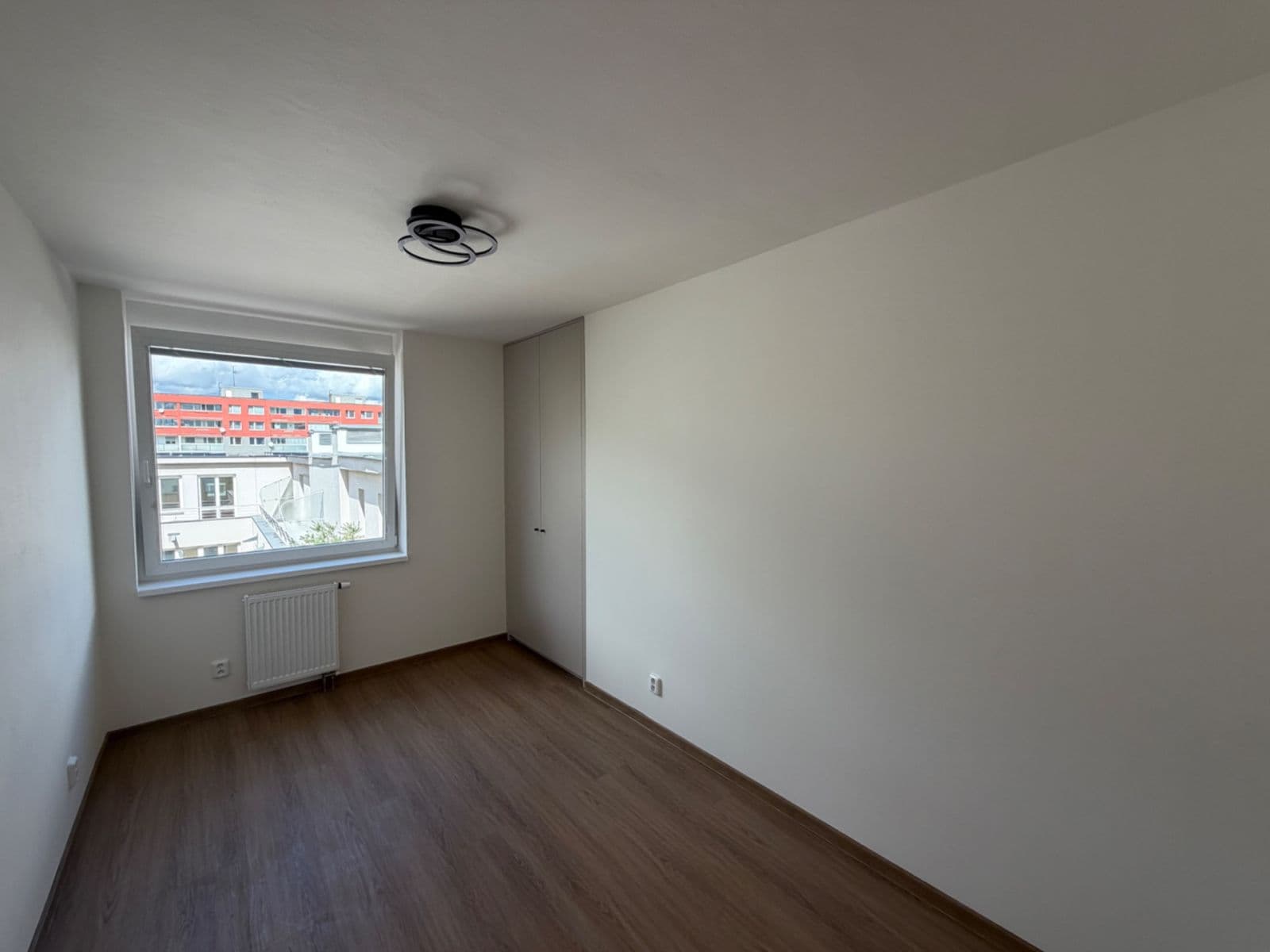 Pronájem bytu 3+kk 72 m², Sluneční náměstí, Praha, Praha Pronájem bytu 3+kk 72 m², Sluneční náměstí, Praha, Praha