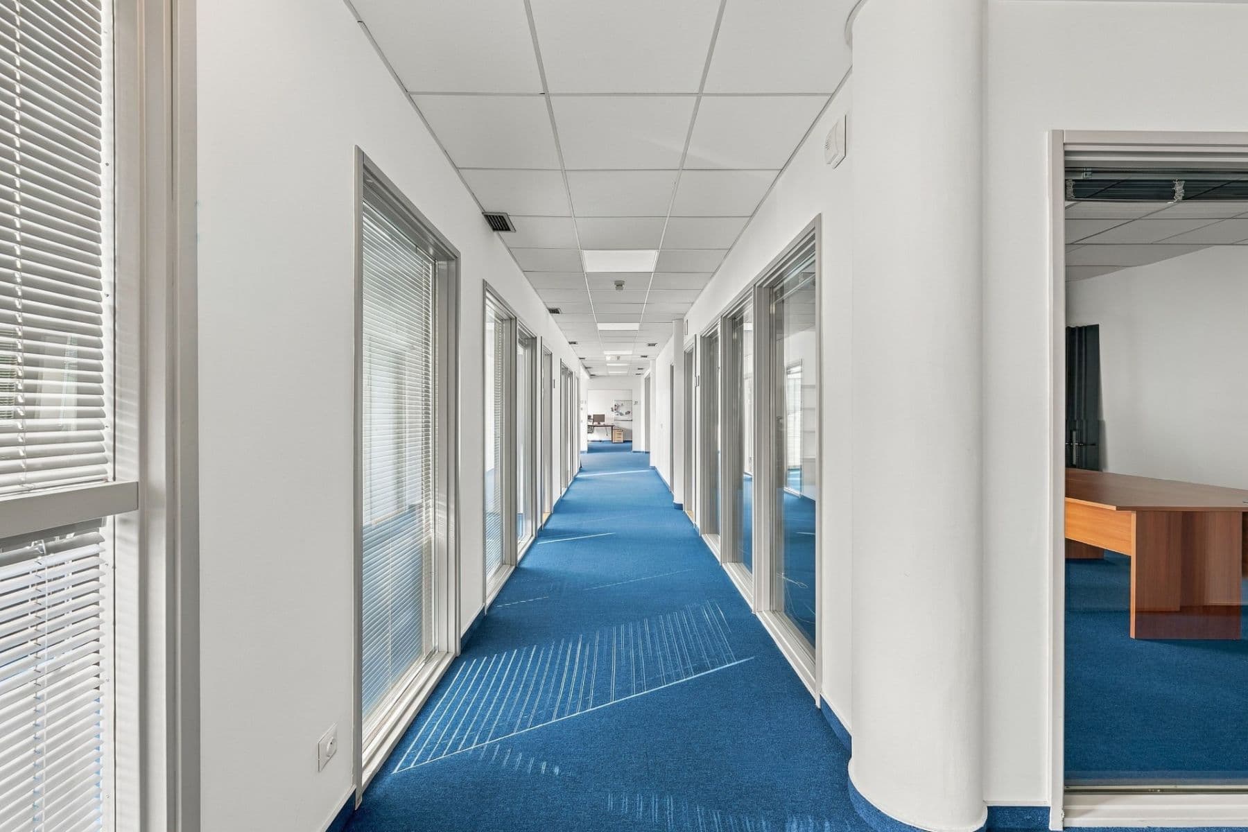 Pronájem kanceláře 1.120 m², Krakovská, Praha, Praha Pronájem kanceláře 1.120 m², Krakovská, Praha, Praha