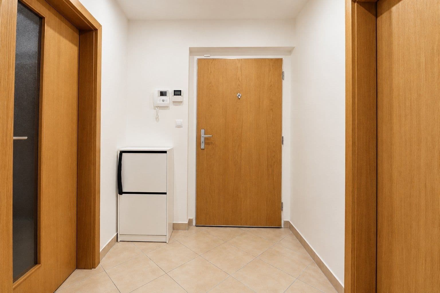 Pronájem bytu 1+1 31 m², Olšanská, Praha, Praha Pronájem bytu 1+1 31 m², Olšanská, Praha, Praha