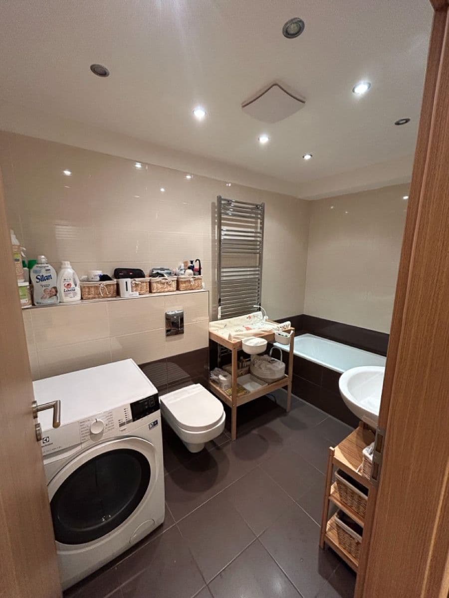 Prodej bytu 2+kk 86 m², U Sladovny, Praha, Praha Prodej bytu 2+kk 86 m², U Sladovny, Praha, Praha