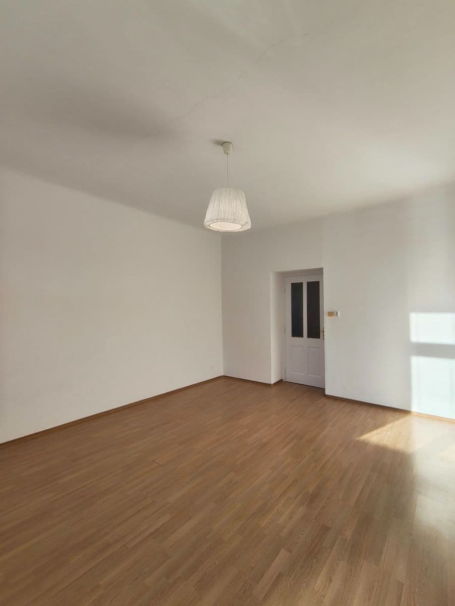 Pronájem bytu 3+1 92 m², Chlumčanského, Praha, Praha Pronájem bytu 3+1 92 m², Chlumčanského, Praha, Praha
