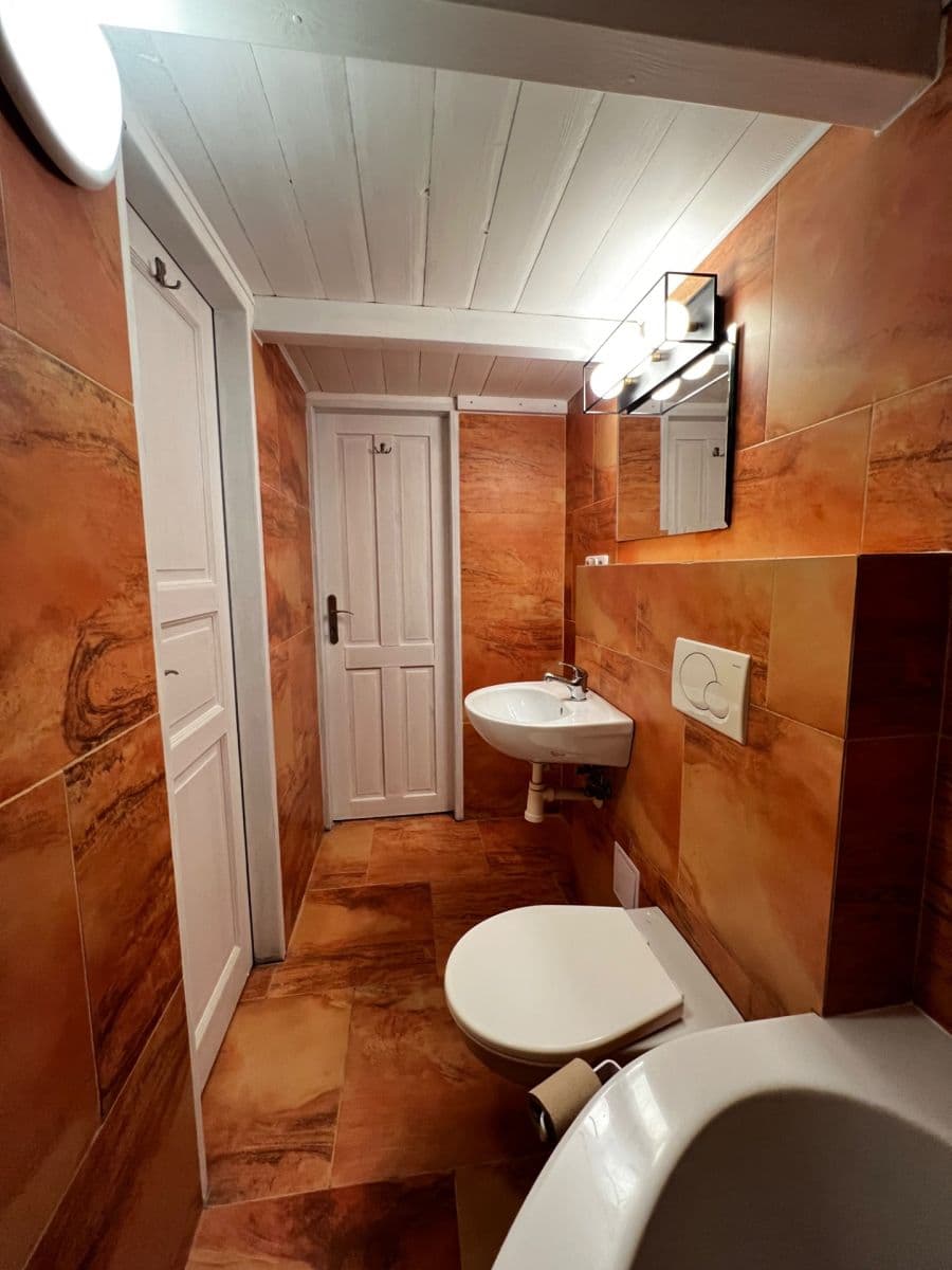 Pronájem bytu 2+kk 35 m², Plzeňská, Praha, Praha Pronájem bytu 2+kk 35 m², Plzeňská, Praha, Praha