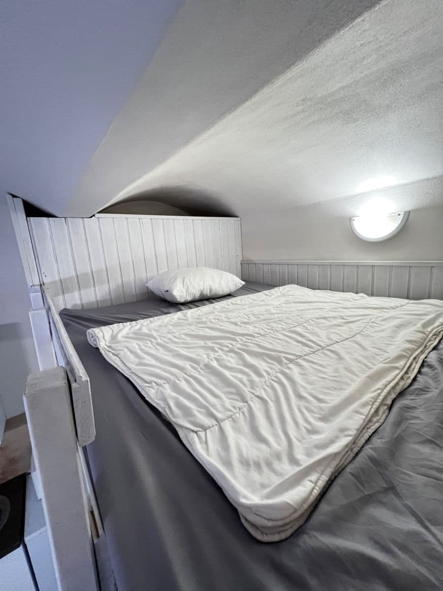 Pronájem bytu 2+kk 35 m², Plzeňská, Praha, Praha Pronájem bytu 2+kk 35 m², Plzeňská, Praha, Praha