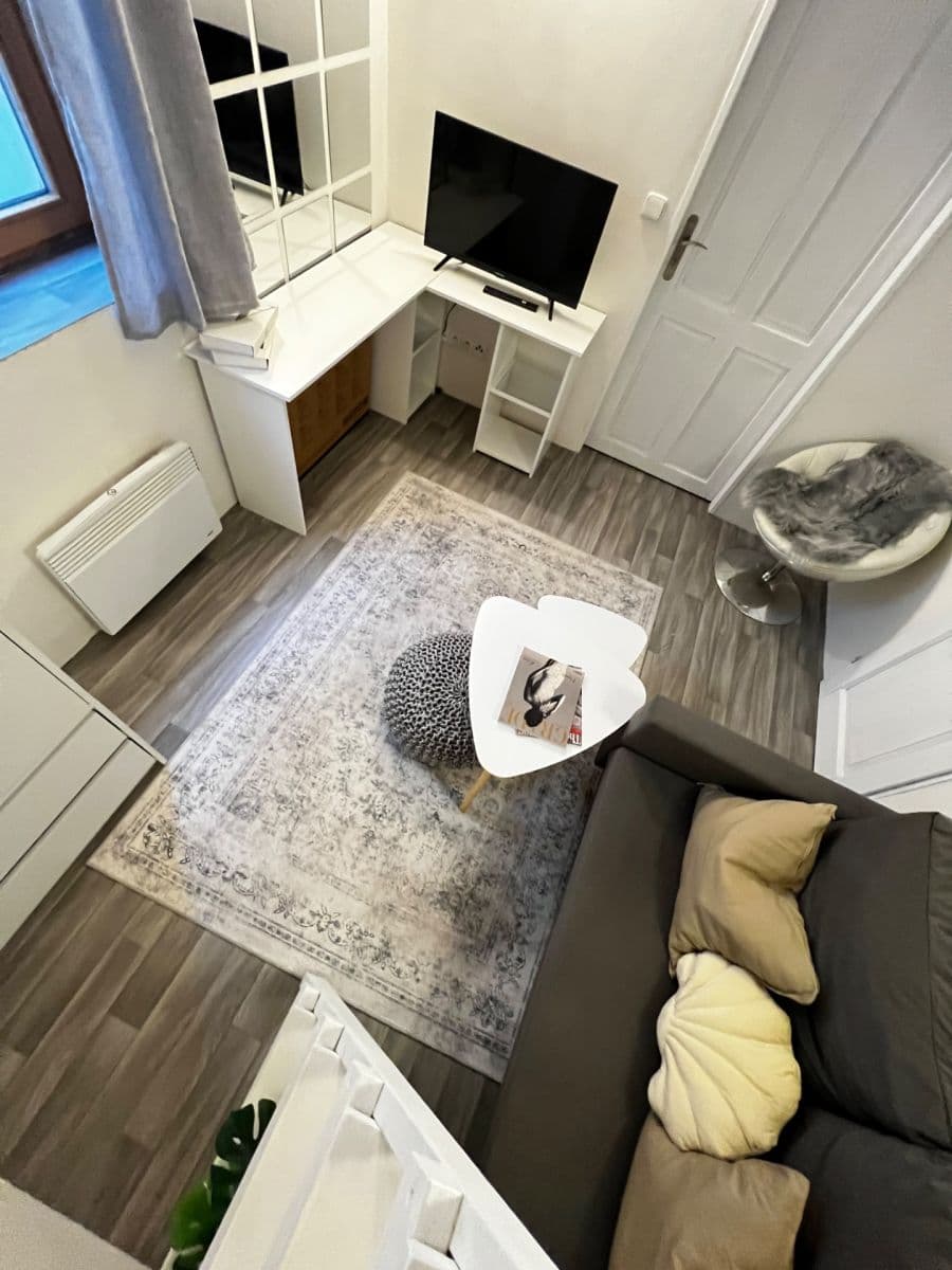 Pronájem bytu 2+kk 35 m², Plzeňská, Praha, Praha Pronájem bytu 2+kk 35 m², Plzeňská, Praha, Praha
