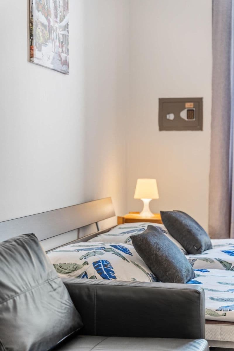 Pronájem bytu 151 m², Tyršova, Praha, Praha Pronájem bytu 151 m², Tyršova, Praha, Praha