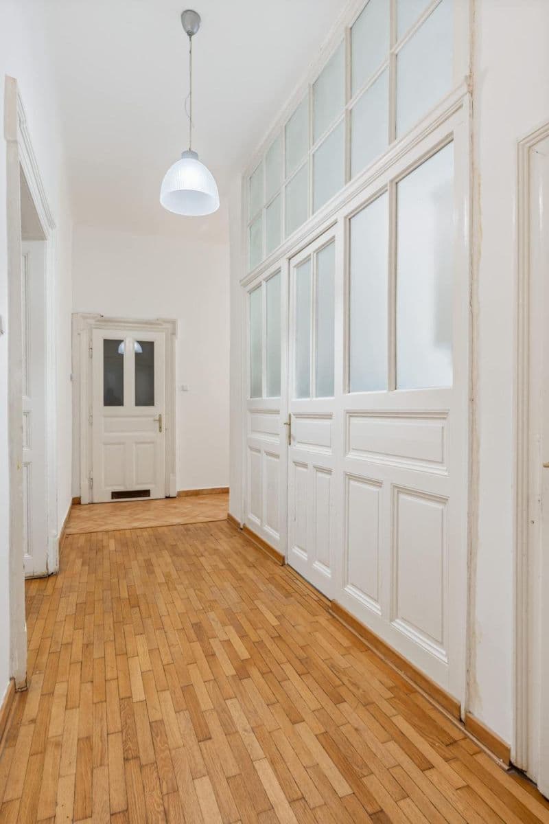 Pronájem bytu 151 m², Tyršova, Praha, Praha Pronájem bytu 151 m², Tyršova, Praha, Praha
