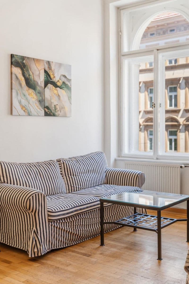 Pronájem bytu 151 m², Tyršova, Praha, Praha Pronájem bytu 151 m², Tyršova, Praha, Praha
