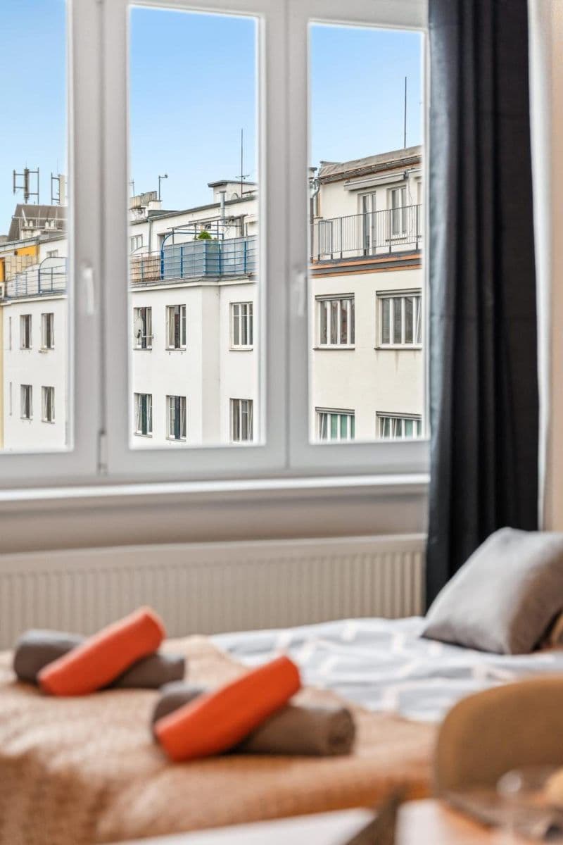 Pronájem bytu 102 m², Ortenovo náměstí, Praha, Praha Pronájem bytu 102 m², Ortenovo náměstí, Praha, Praha