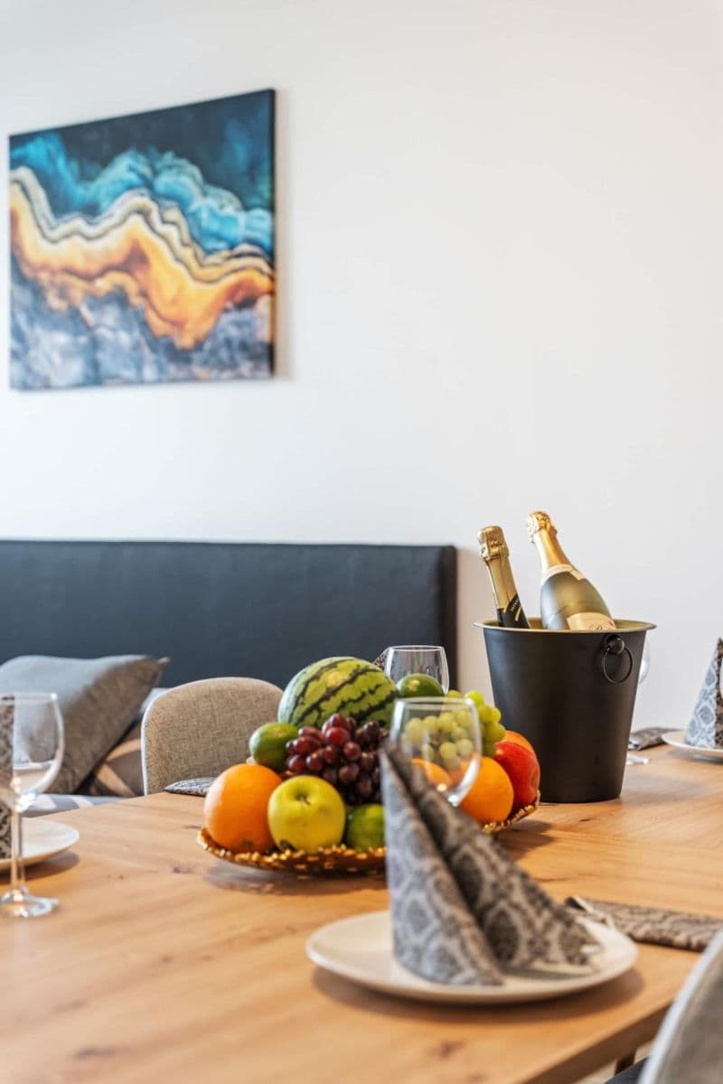 Pronájem bytu 102 m², Ortenovo náměstí, Praha, Praha Pronájem bytu 102 m², Ortenovo náměstí, Praha, Praha