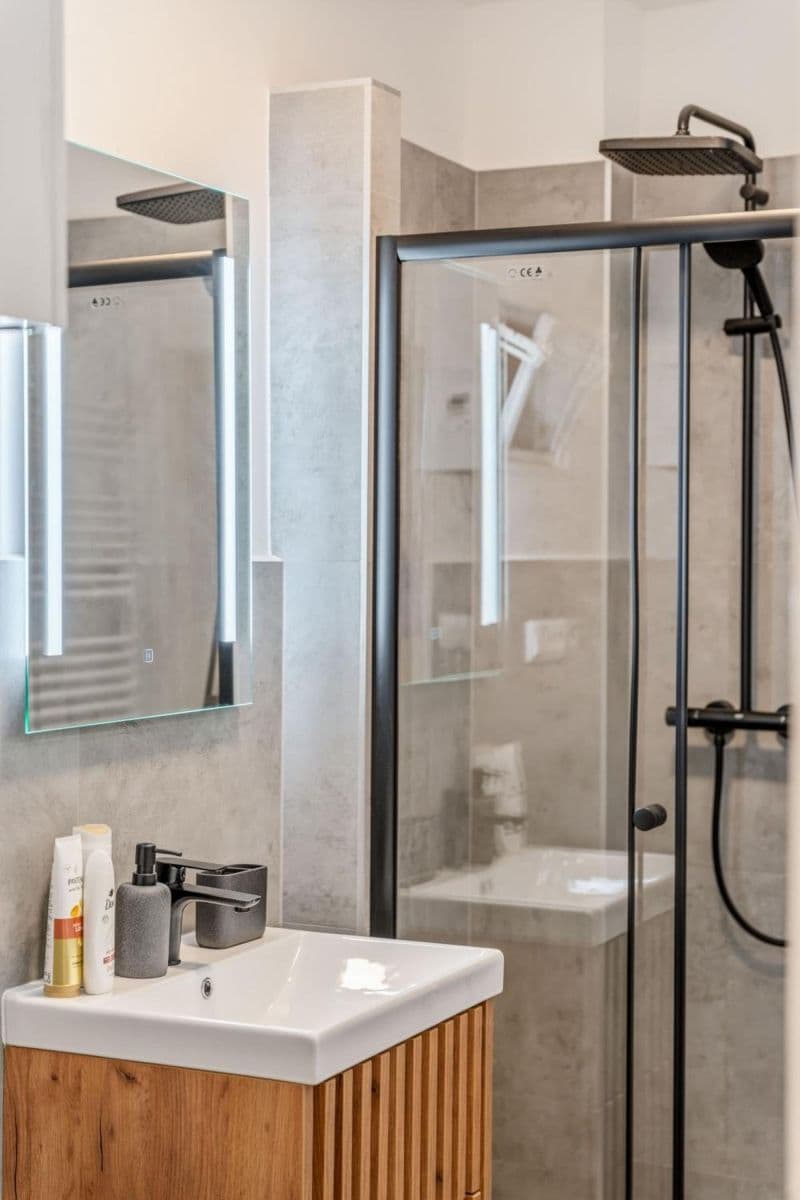 Pronájem bytu 102 m², Ortenovo náměstí, Praha, Praha Pronájem bytu 102 m², Ortenovo náměstí, Praha, Praha