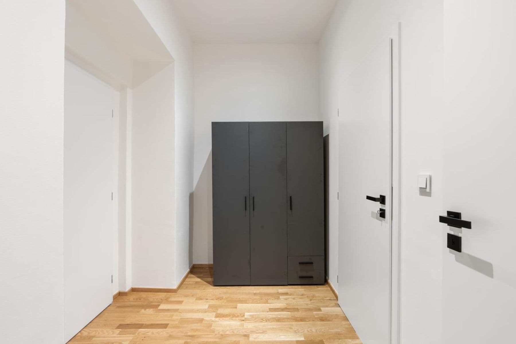 Pronájem bytu 112 m², Bělehradská, Praha, Praha Pronájem bytu 112 m², Bělehradská, Praha, Praha