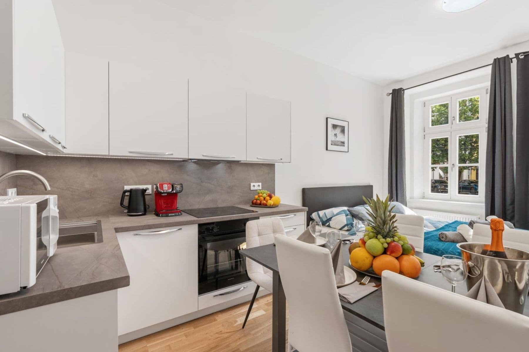Pronájem bytu 112 m², Bělehradská, Praha, Praha Pronájem bytu 112 m², Bělehradská, Praha, Praha
