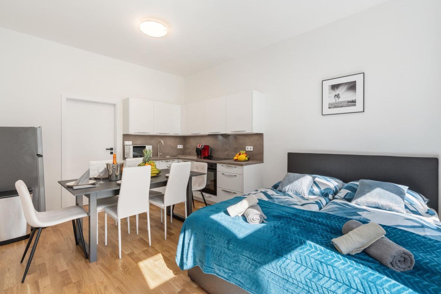 Pronájem bytu 112 m², Bělehradská, Praha, Praha Pronájem bytu 112 m², Bělehradská, Praha, Praha