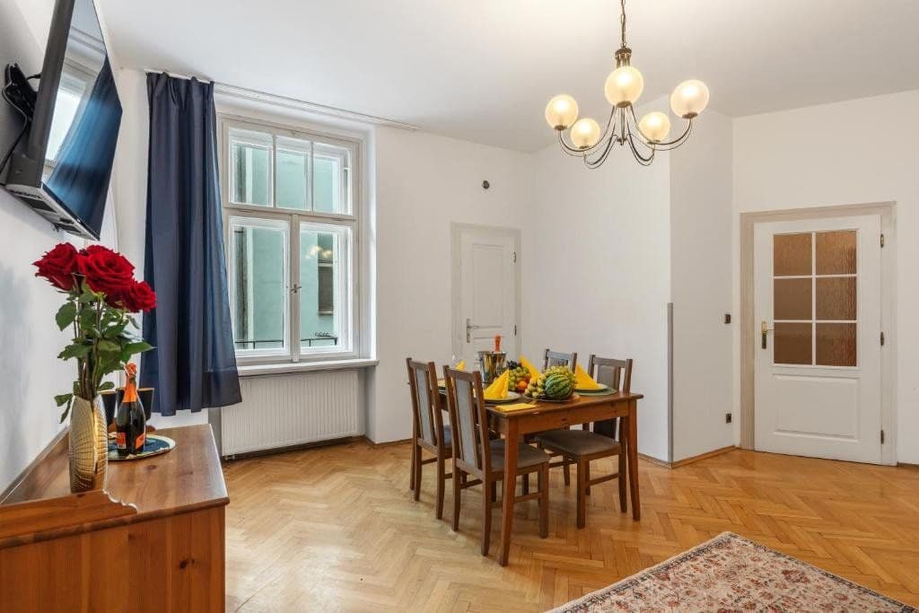 Pronájem bytu 143 m², Krakovská, Praha, Praha Pronájem bytu 143 m², Krakovská, Praha, Praha