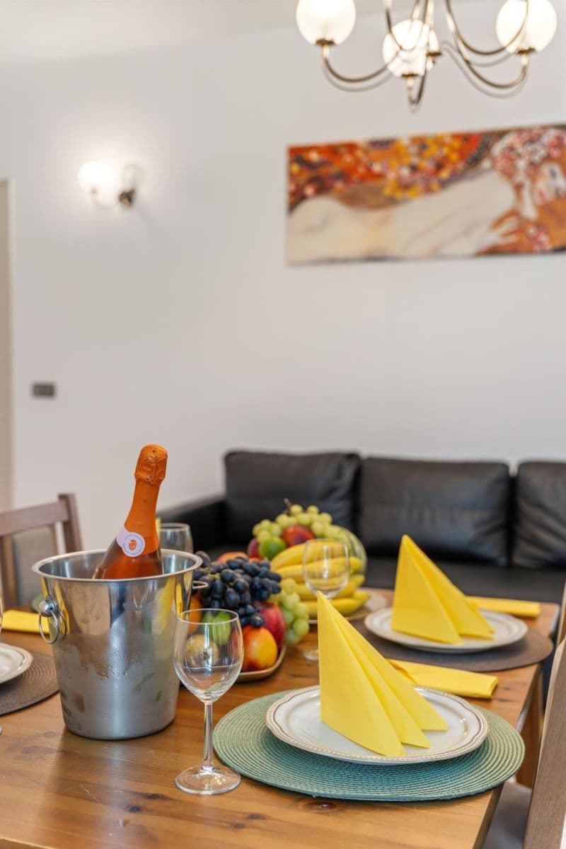 Pronájem bytu 143 m², Krakovská, Praha, Praha Pronájem bytu 143 m², Krakovská, Praha, Praha