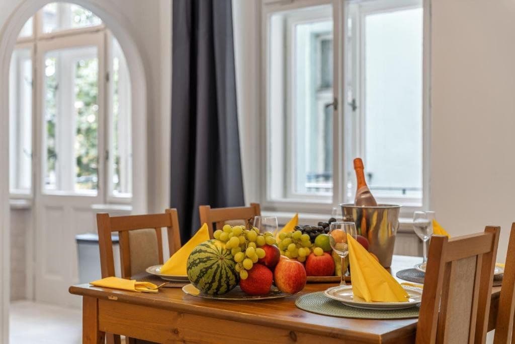 Pronájem bytu 143 m², Krakovská, Praha, Praha Pronájem bytu 143 m², Krakovská, Praha, Praha