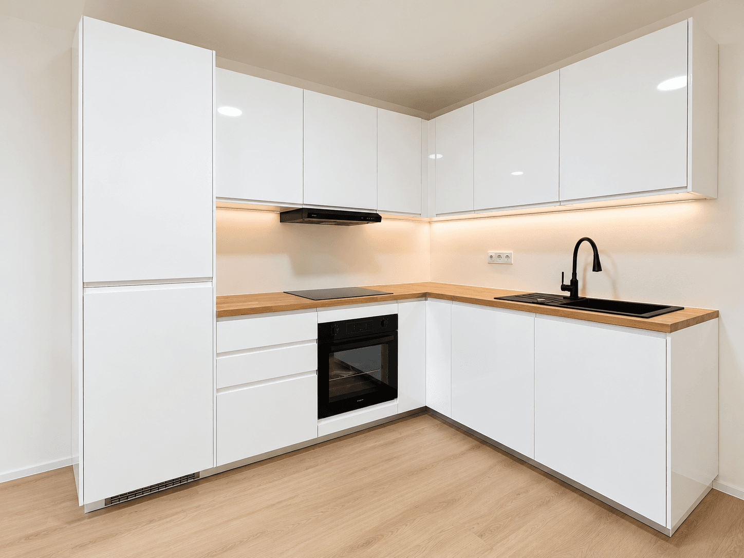 Prodej bytu 3+kk 54 m², Káranská, Praha, Praha Prodej bytu 3+kk 54 m², Káranská, Praha, Praha