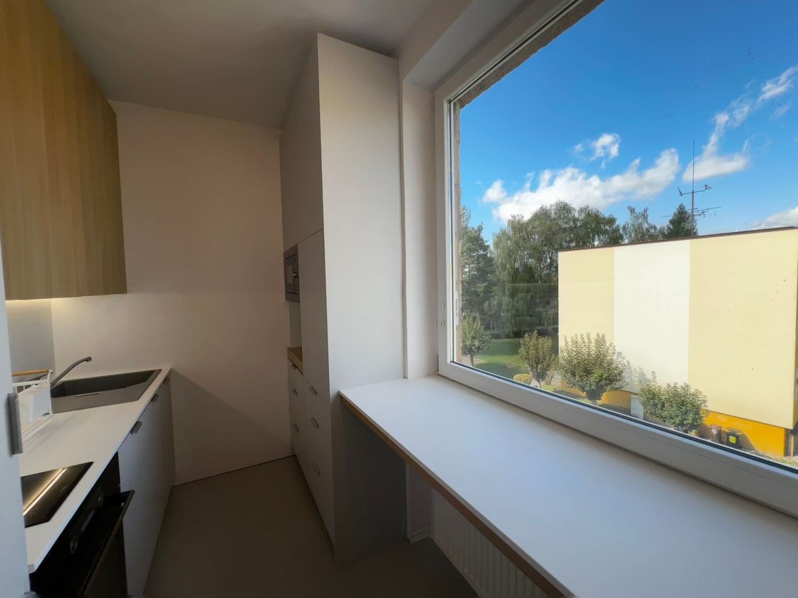 Prodej bytu 3+1 62 m², Bezručova, Hradec Králové, Královéhradecký kraj Prodej bytu 3+1 62 m², Bezručova, Hradec Králové, Královéhradecký kraj