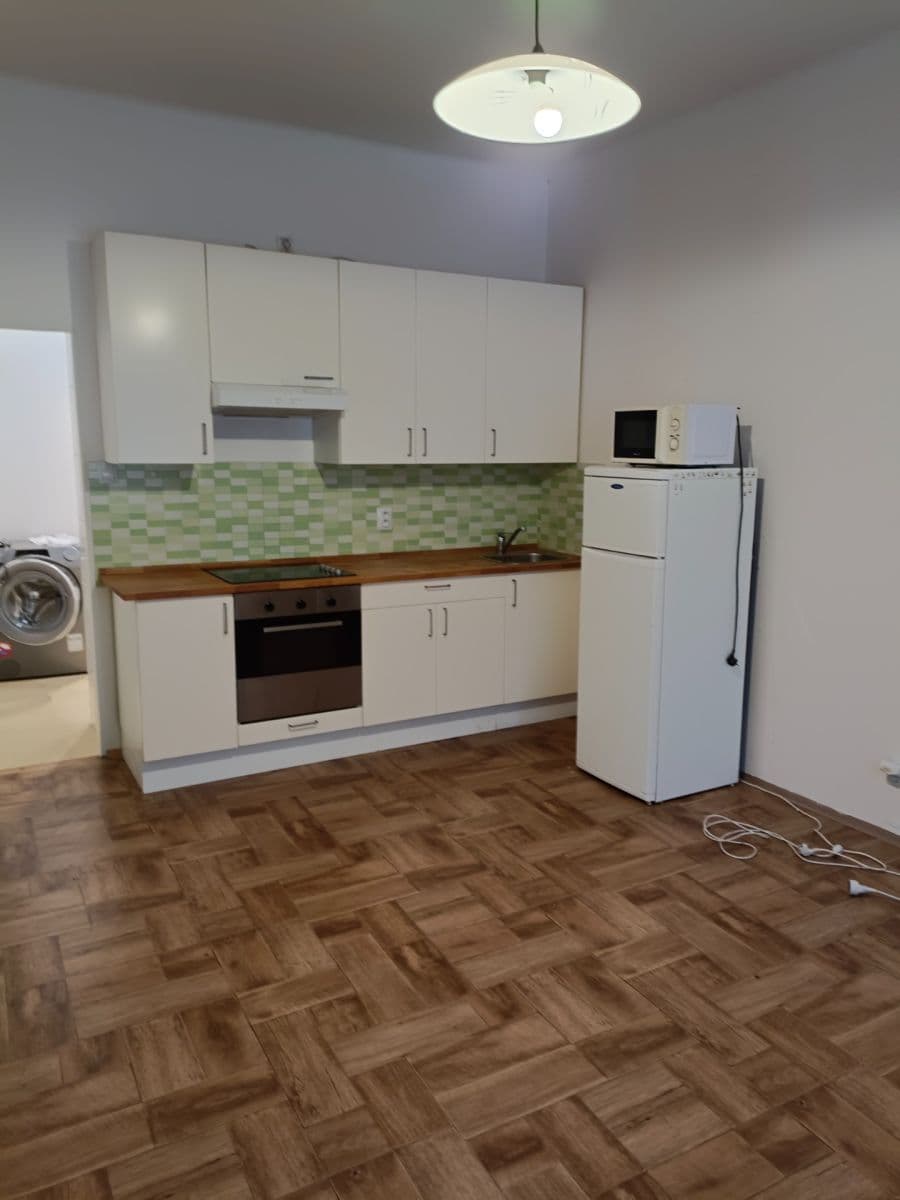 Pronájem bytu 2+kk 48 m², Levá, Praha, Praha Pronájem bytu 2+kk 48 m², Levá, Praha, Praha