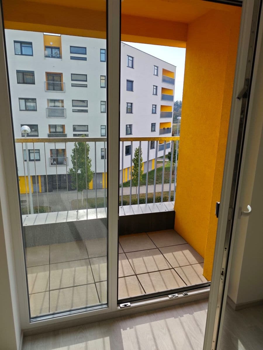 Pronájem bytu 1+kk 36 m², Ke Kříži, Praha, Praha Pronájem bytu 1+kk 36 m², Ke Kříži, Praha, Praha