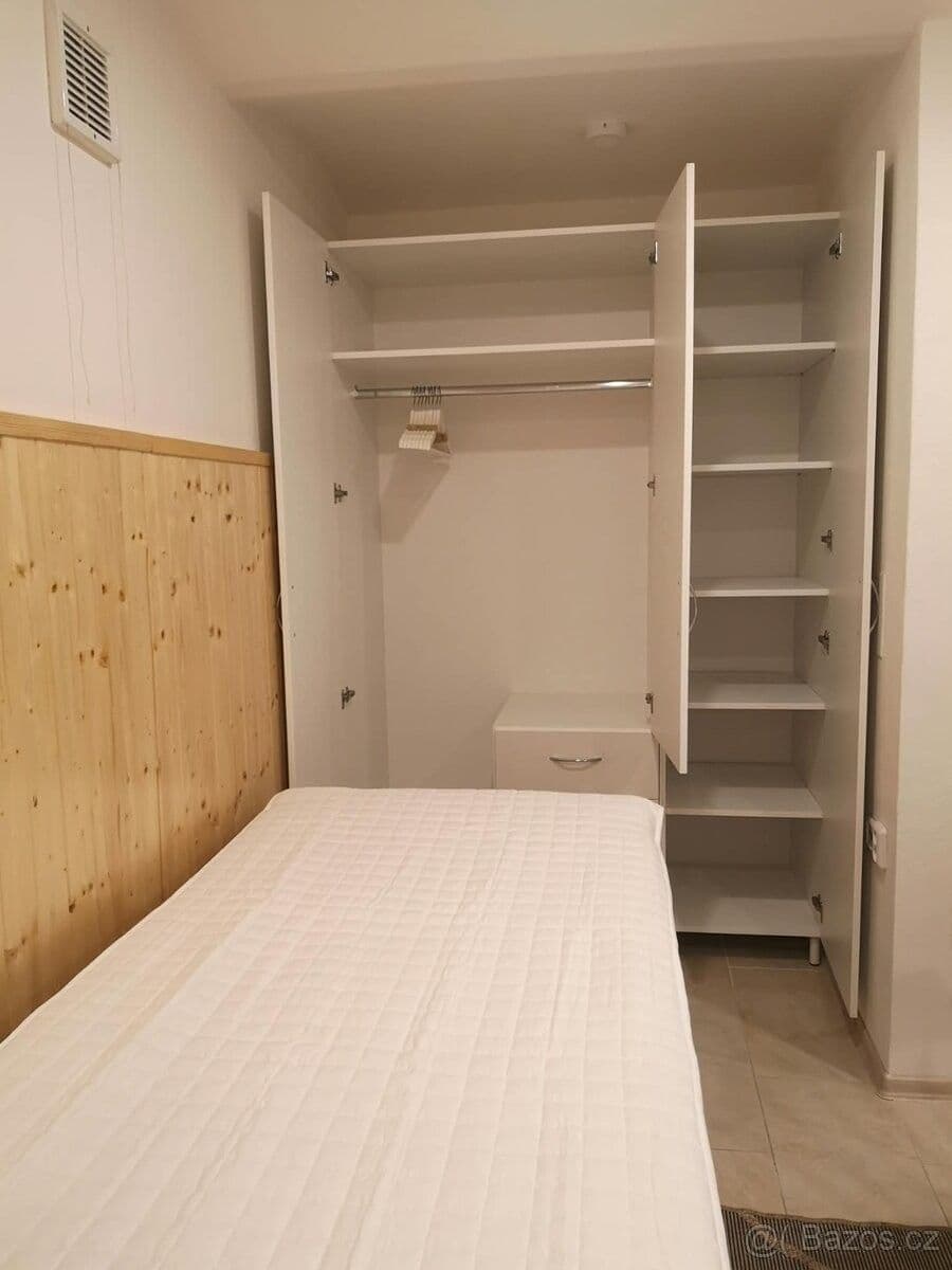 Pronájem bytu 1+kk 22 m², Brněnská, Blansko, Jihomoravský kraj Pronájem bytu 1+kk 22 m², Brněnská, Blansko, Jihomoravský kraj