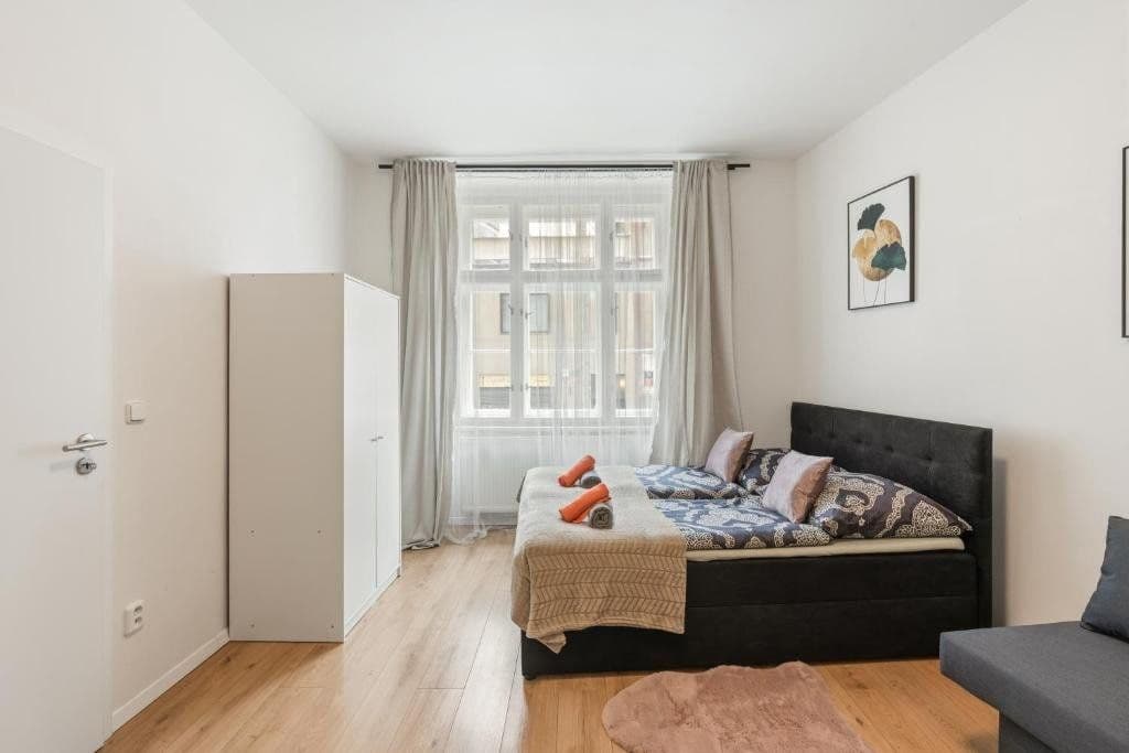 Pronájem bytu 138 m², Košická, Praha, Praha Pronájem bytu 138 m², Košická, Praha, Praha