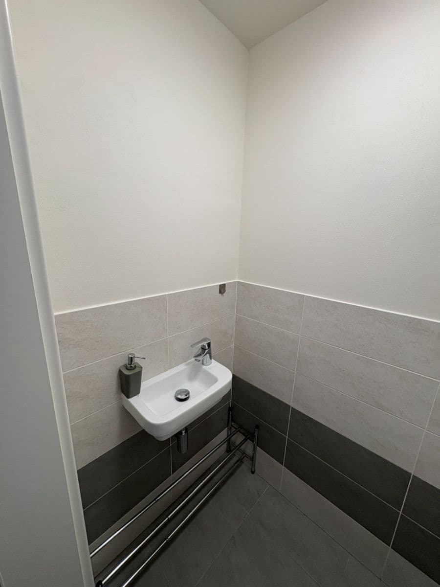 Pronájem bytu 2+kk 55 m², Tupolevova, Praha, Praha Pronájem bytu 2+kk 55 m², Tupolevova, Praha, Praha