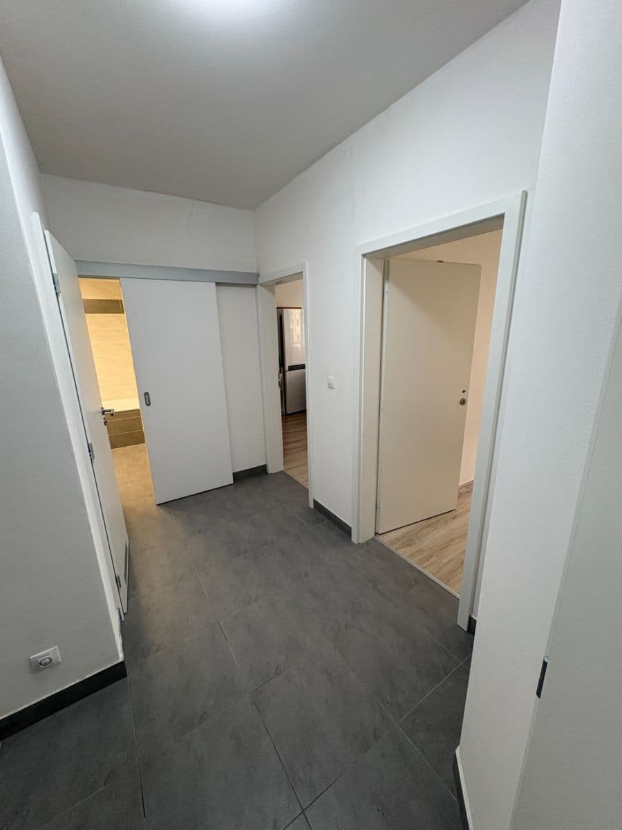 Pronájem bytu 2+kk 55 m², Tupolevova, Praha, Praha Pronájem bytu 2+kk 55 m², Tupolevova, Praha, Praha