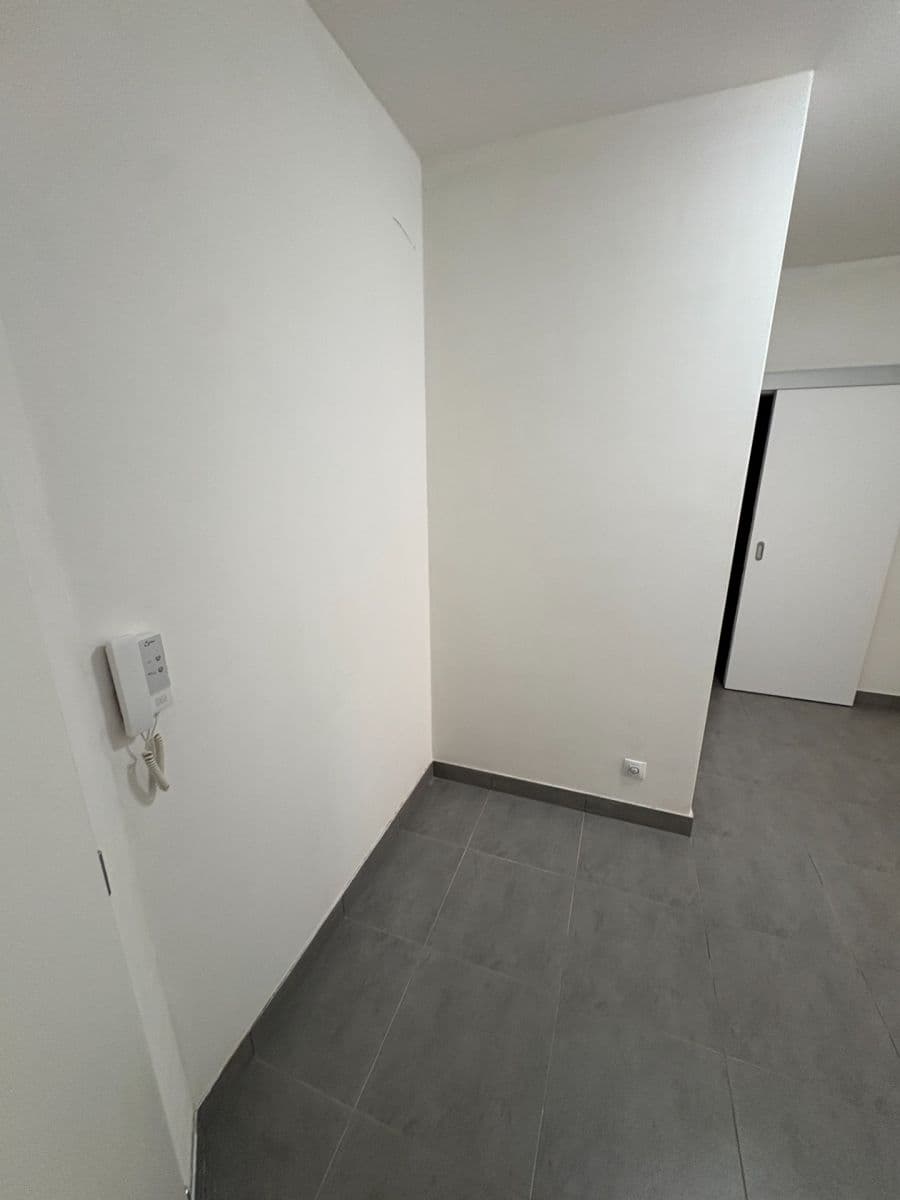 Pronájem bytu 2+kk 55 m², Tupolevova, Praha, Praha Pronájem bytu 2+kk 55 m², Tupolevova, Praha, Praha
