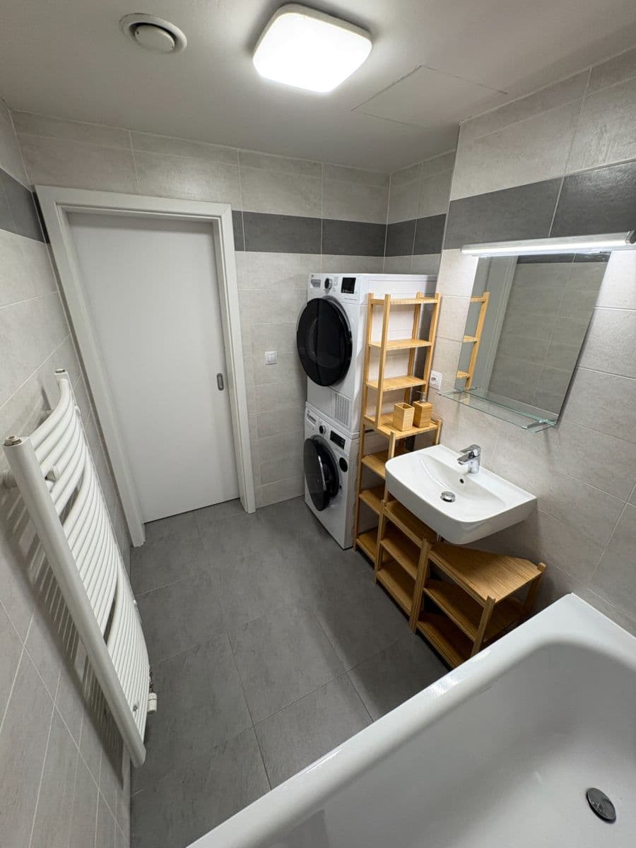 Pronájem bytu 2+kk 55 m², Tupolevova, Praha, Praha Pronájem bytu 2+kk 55 m², Tupolevova, Praha, Praha