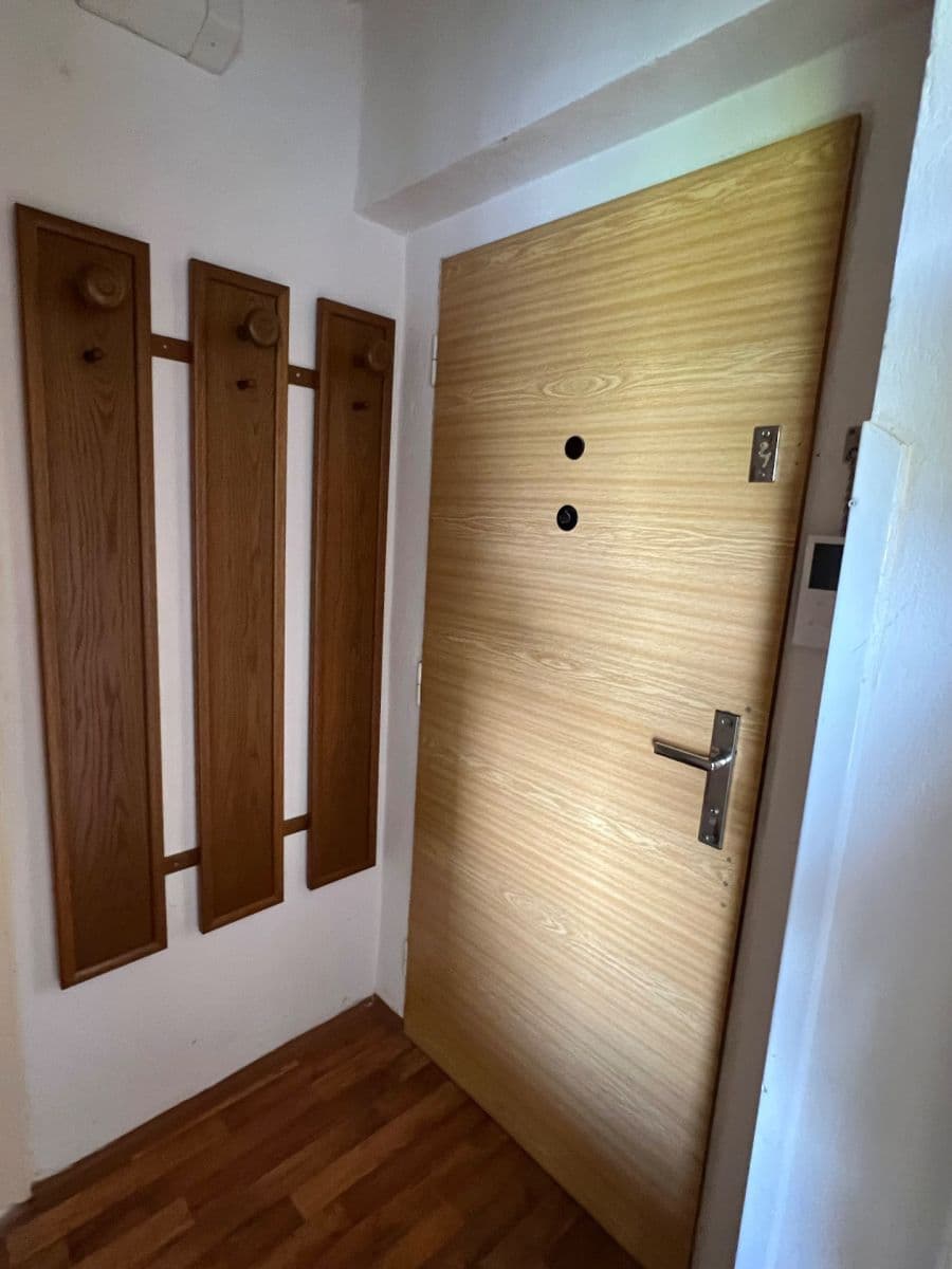 Prodej bytu 1+kk 26 m², Plzeňská, Králův Dvůr, Středočeský kraj Prodej bytu 1+kk 26 m², Plzeňská, Králův Dvůr, Středočeský kraj