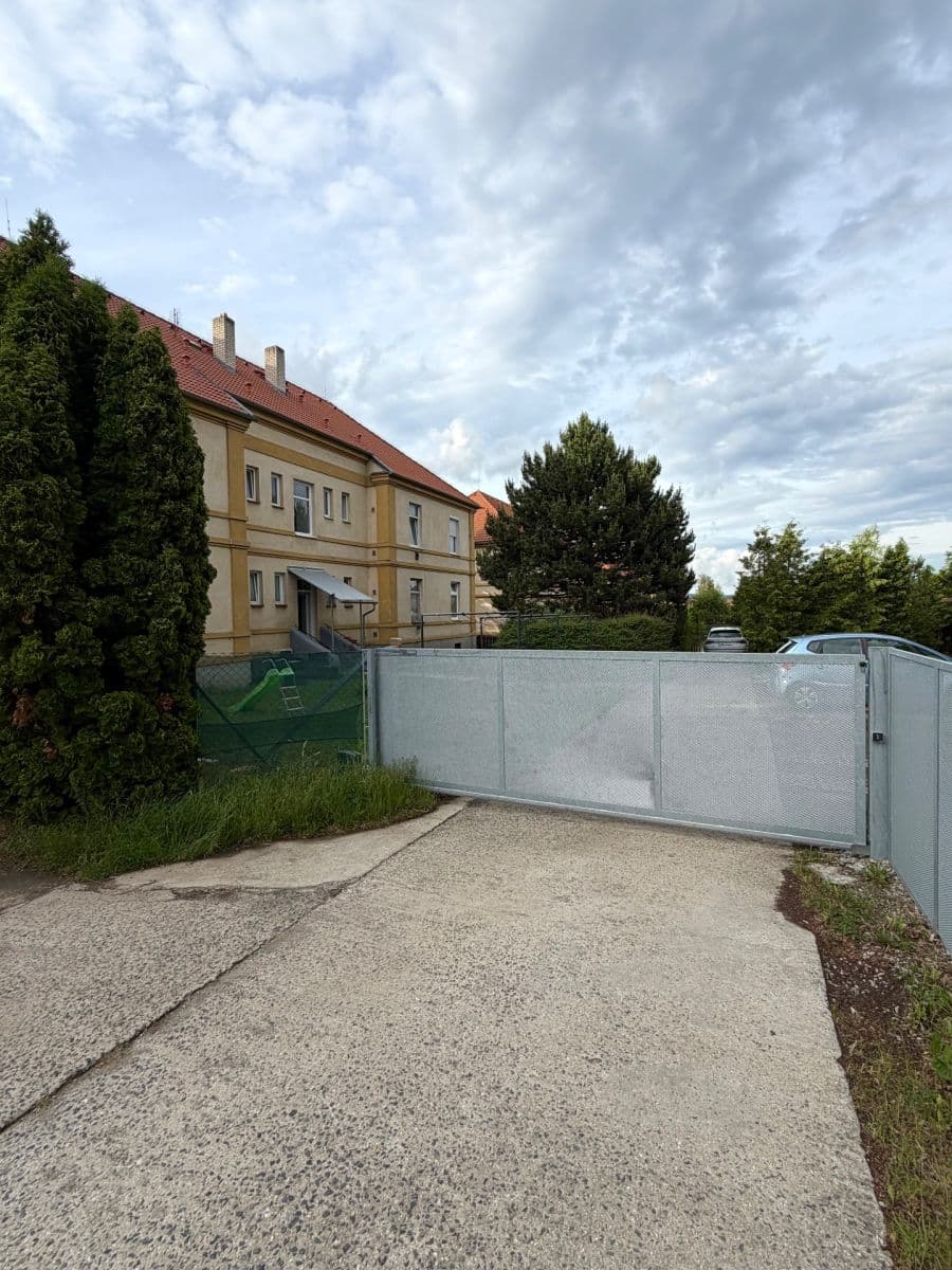 Prodej bytu 1+kk 26 m², Plzeňská, Králův Dvůr, Středočeský kraj Prodej bytu 1+kk 26 m², Plzeňská, Králův Dvůr, Středočeský kraj