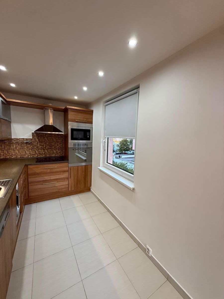 Pronájem bytu 3+kk 68 m², Šimonova, Praha, Praha Pronájem bytu 3+kk 68 m², Šimonova, Praha, Praha