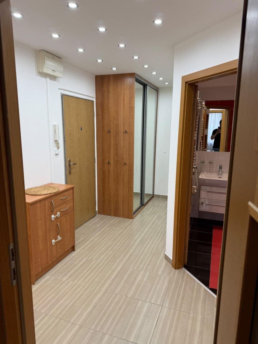Pronájem bytu 3+kk 68 m², Šimonova, Praha, Praha Pronájem bytu 3+kk 68 m², Šimonova, Praha, Praha