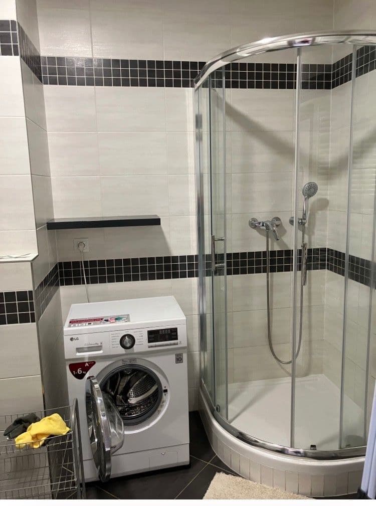 Pronájem bytu 1+kk 42 m², Modenská, Praha, Praha Pronájem bytu 1+kk 42 m², Modenská, Praha, Praha