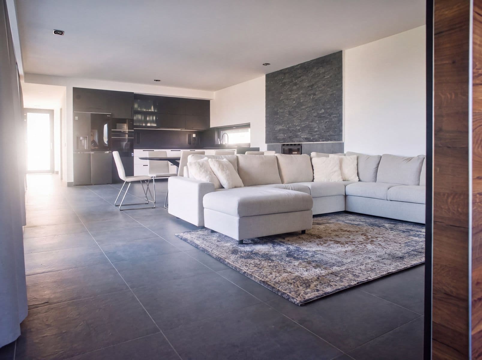 Prodej domu 236 m², pozemek 2.500 m², Travčice, Ústecký kraj Prodej domu 236 m², pozemek 2.500 m², Travčice, Ústecký kraj