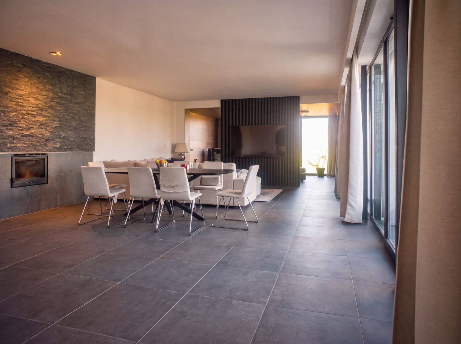 Prodej domu 236 m², pozemek 2.500 m², Travčice, Ústecký kraj Prodej domu 236 m², pozemek 2.500 m², Travčice, Ústecký kraj