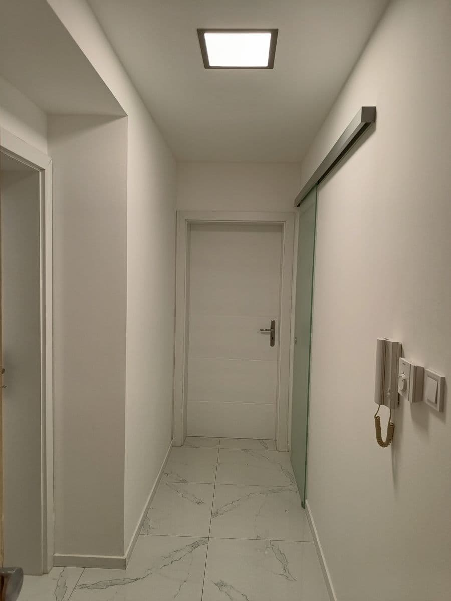 Pronájem bytu 37 m², Hradební, Praha, Praha Pronájem bytu 37 m², Hradební, Praha, Praha