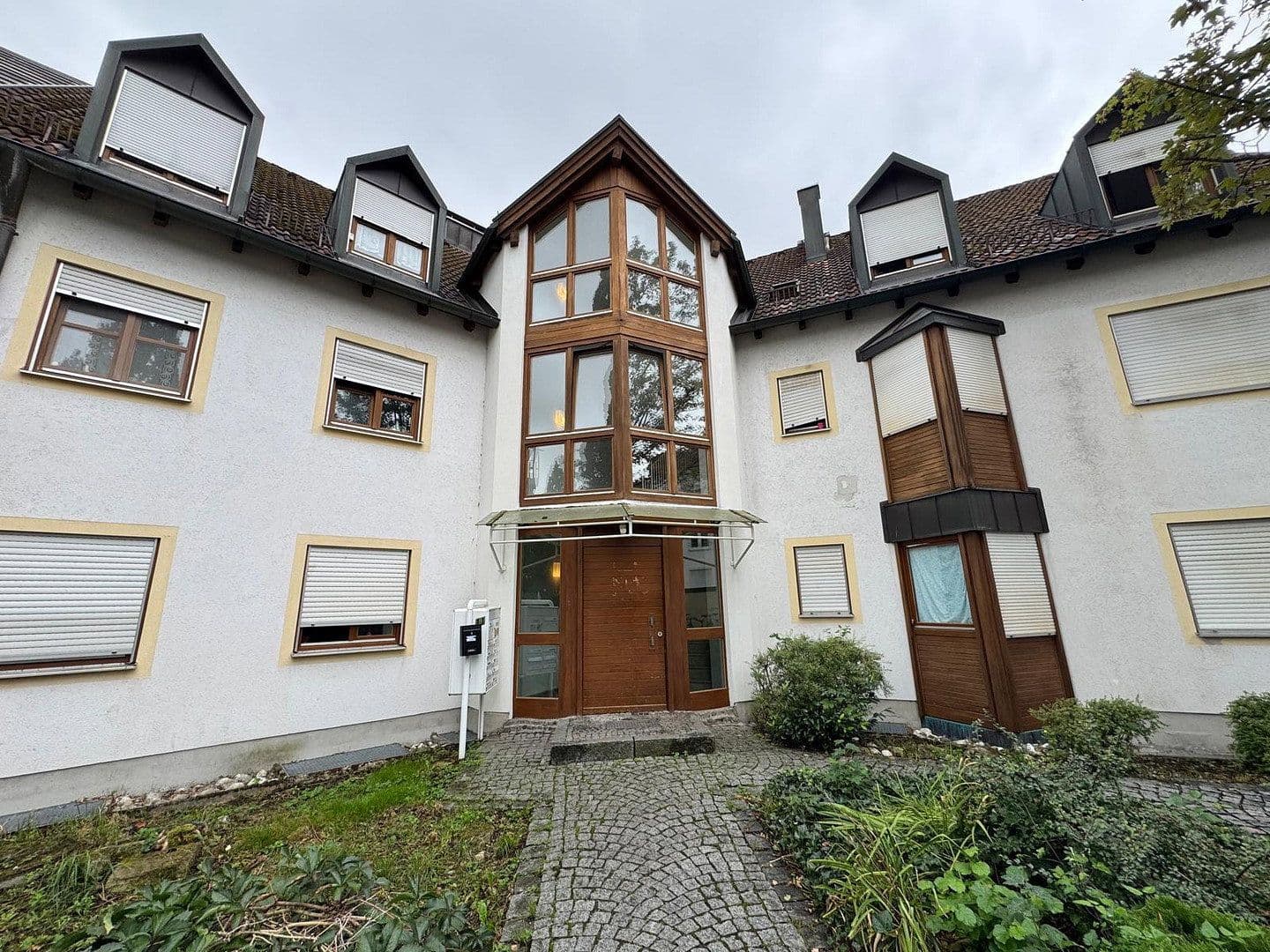 Pronájem bytu 3+1 71 m², Bahnhofallee 11, Markt Schwaben, Bavorsko Pronájem bytu 3+1 71 m², Bahnhofallee 11, Markt Schwaben, Bavorsko